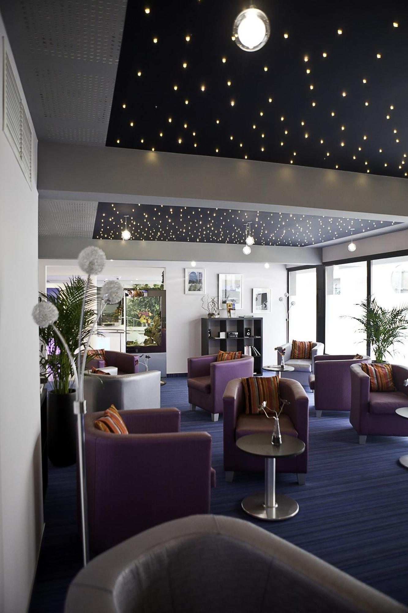 Aparthotel Privilege & Eurociel Centre Comedie 3*