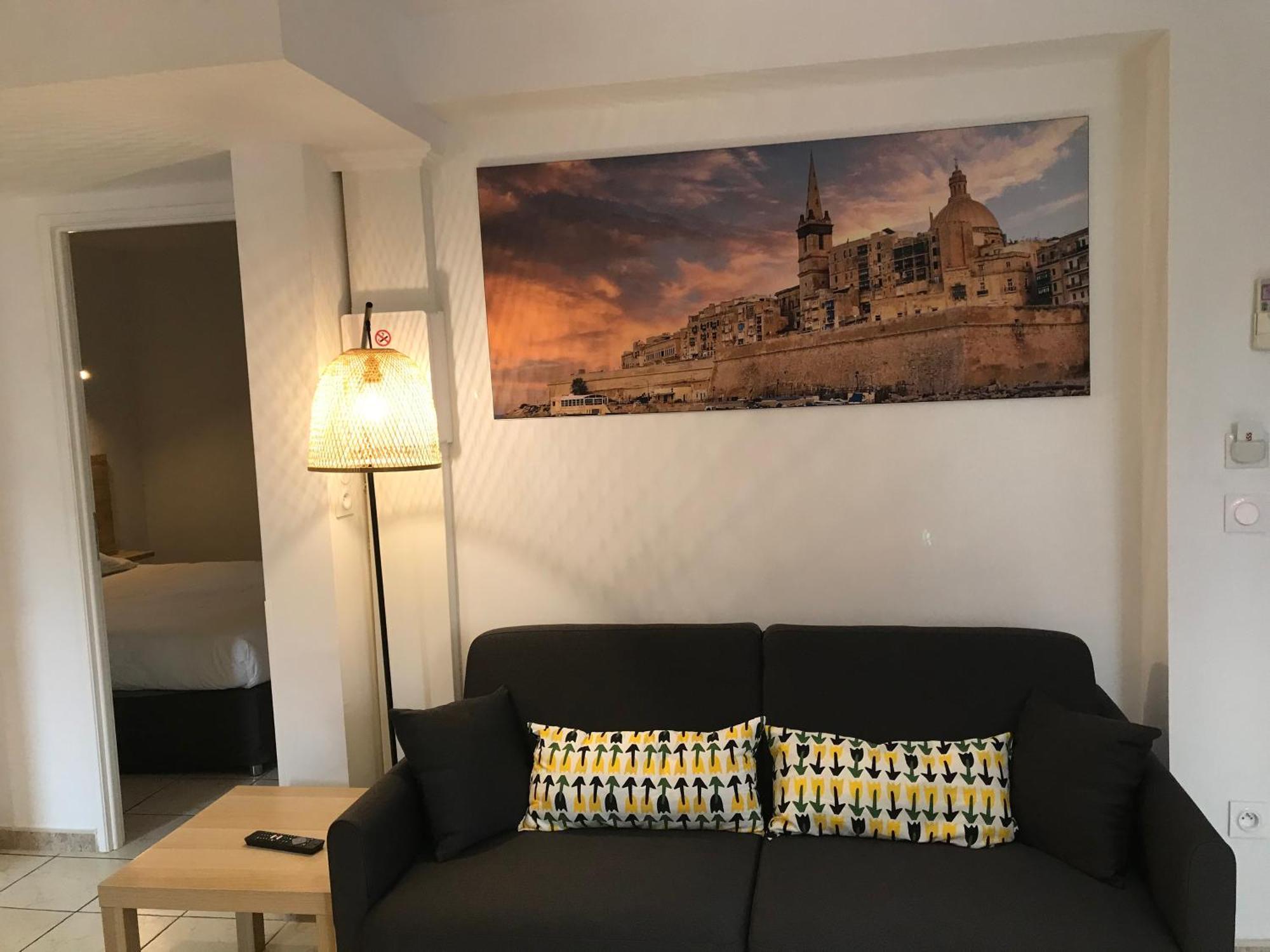 Aparthotel Privilege & Eurociel Centre Comedie