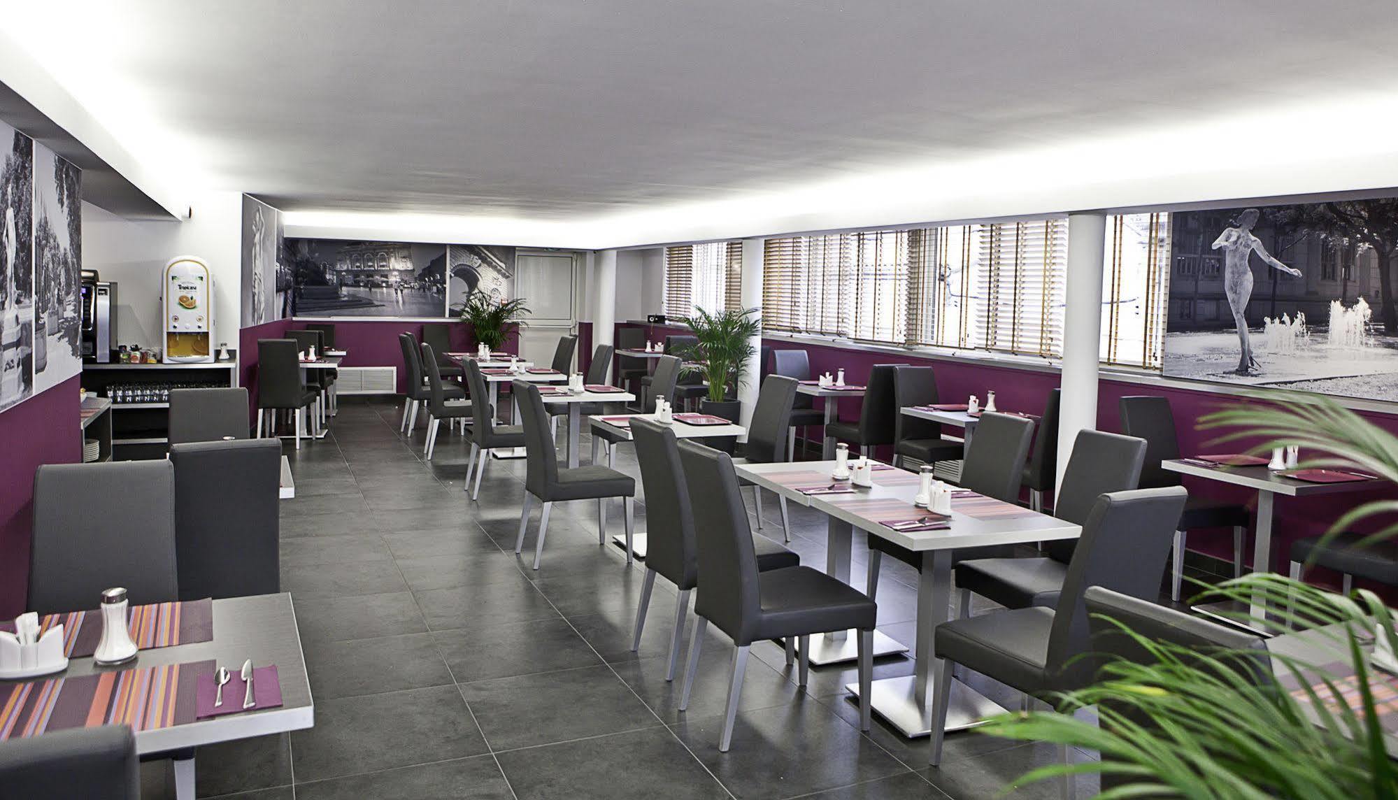 Privilège Hôtel&apparts Eurociel Centre Comédie Apartahotel 3*