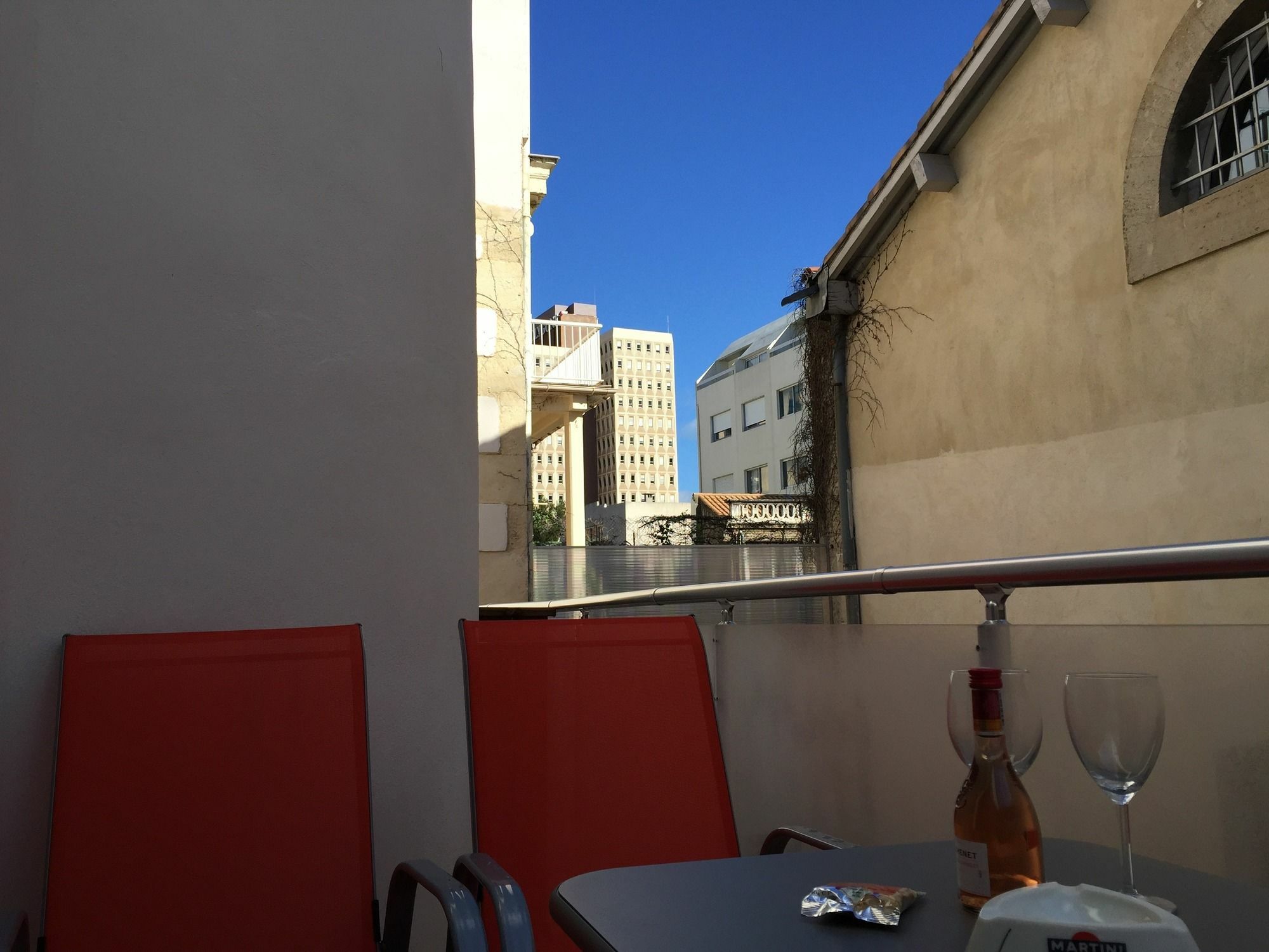 Privilège Hôtel&apparts Eurociel Centre Comédie Apartahotel 3*